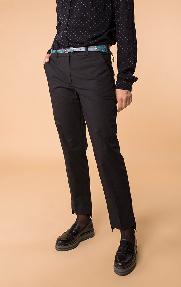Укороченные брюки с контрастным поясом 2