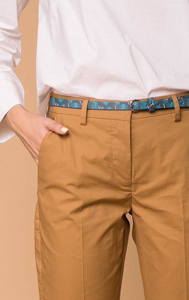 Укороченные брюки с контрастным поясом 2